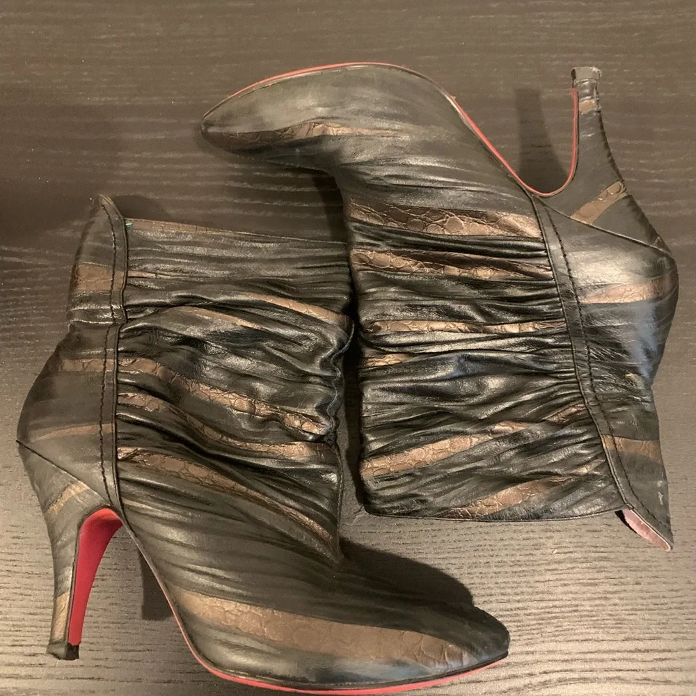 Shoes - Picture 2 of 7